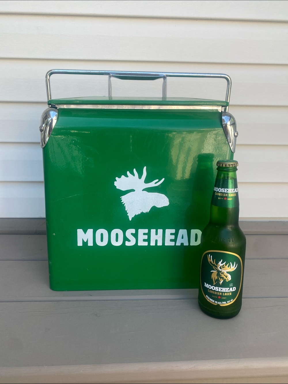 Moosehead tin cooler